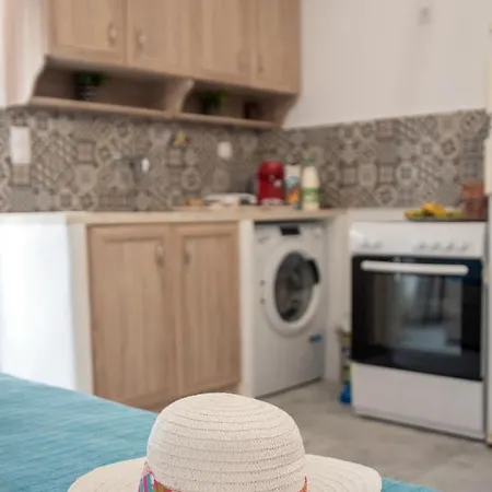 Georgia Apartment